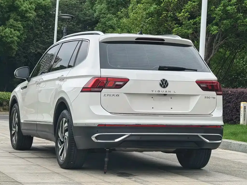 Volkswagen Tiguan L — фото 3