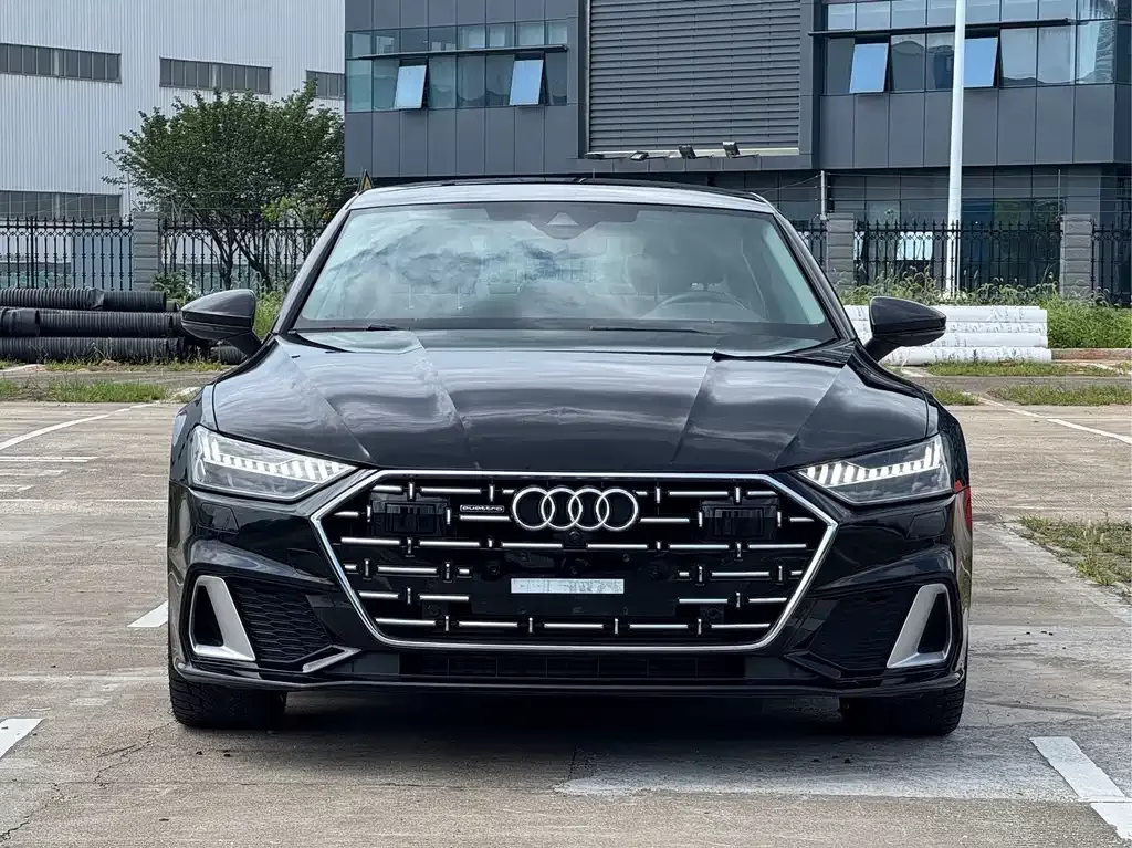 Audi A7L — фото 3