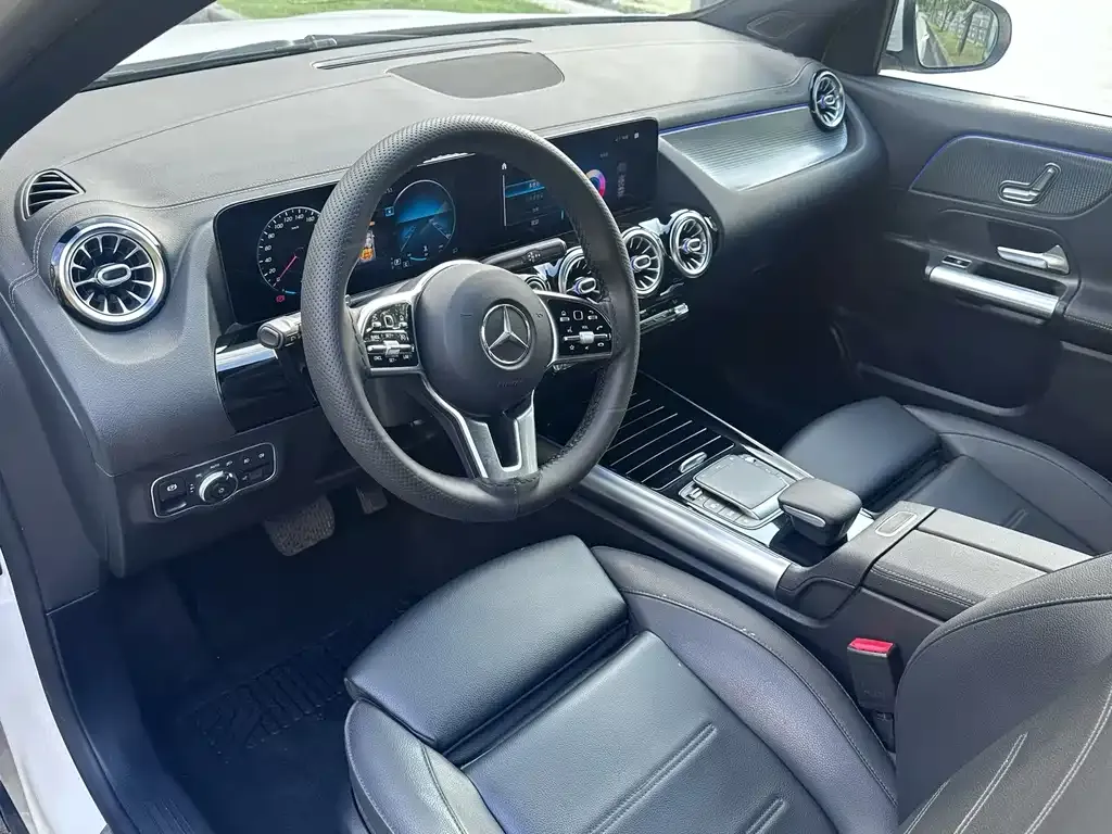 Mercedes-Benz GLA — фото 4