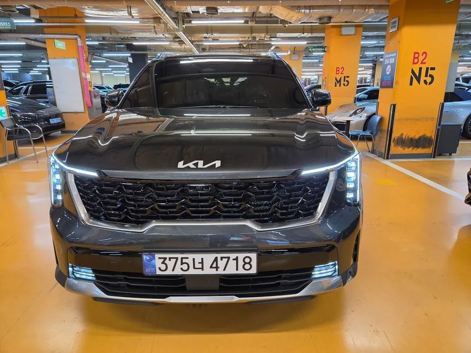 Kia Sorento — фото 1