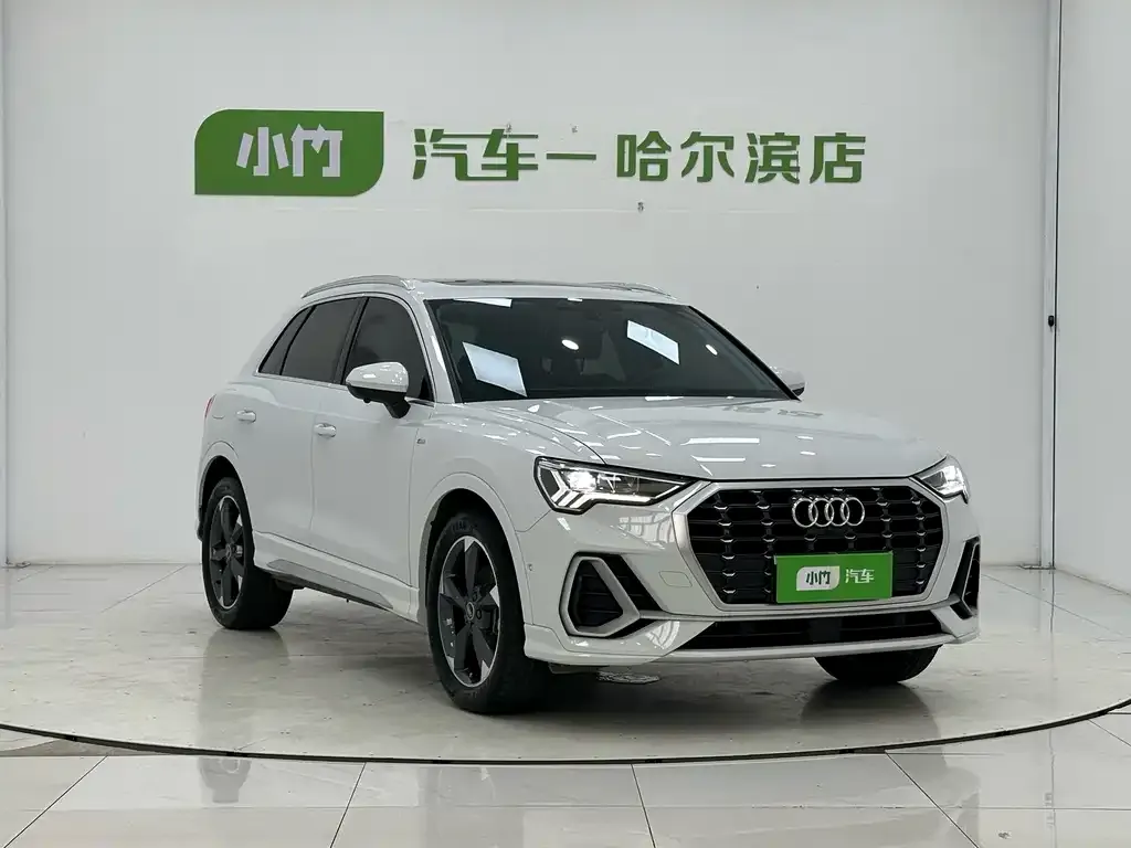 Audi Q3 — фото 3