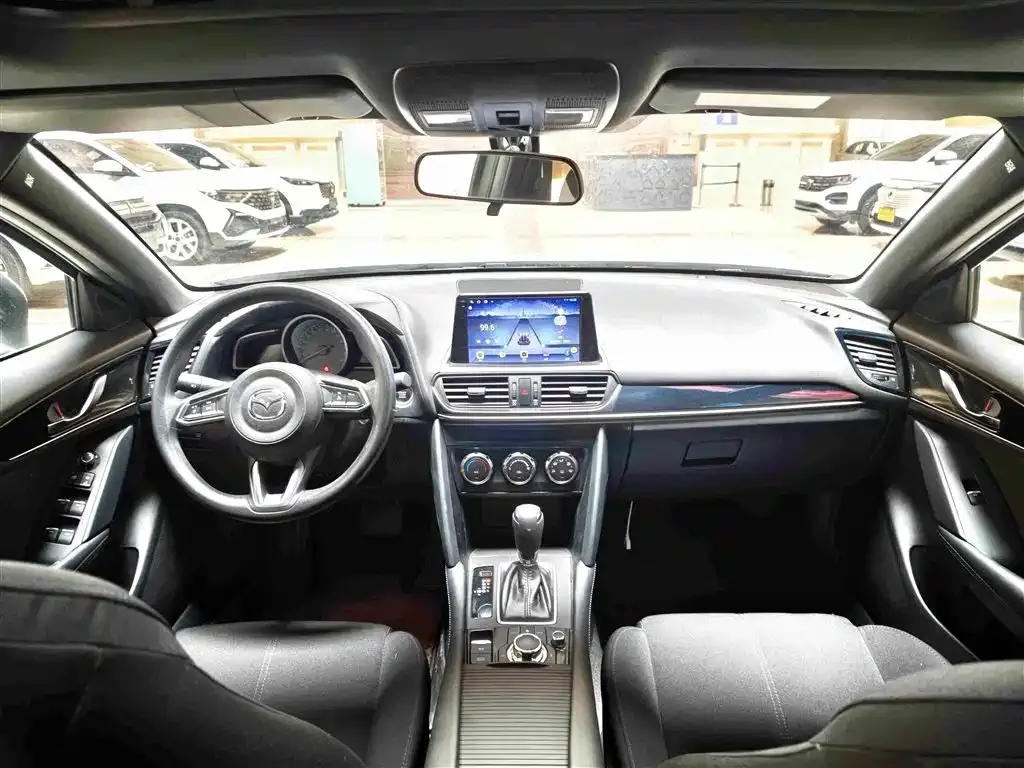 Mazda CX-4 — фото 3