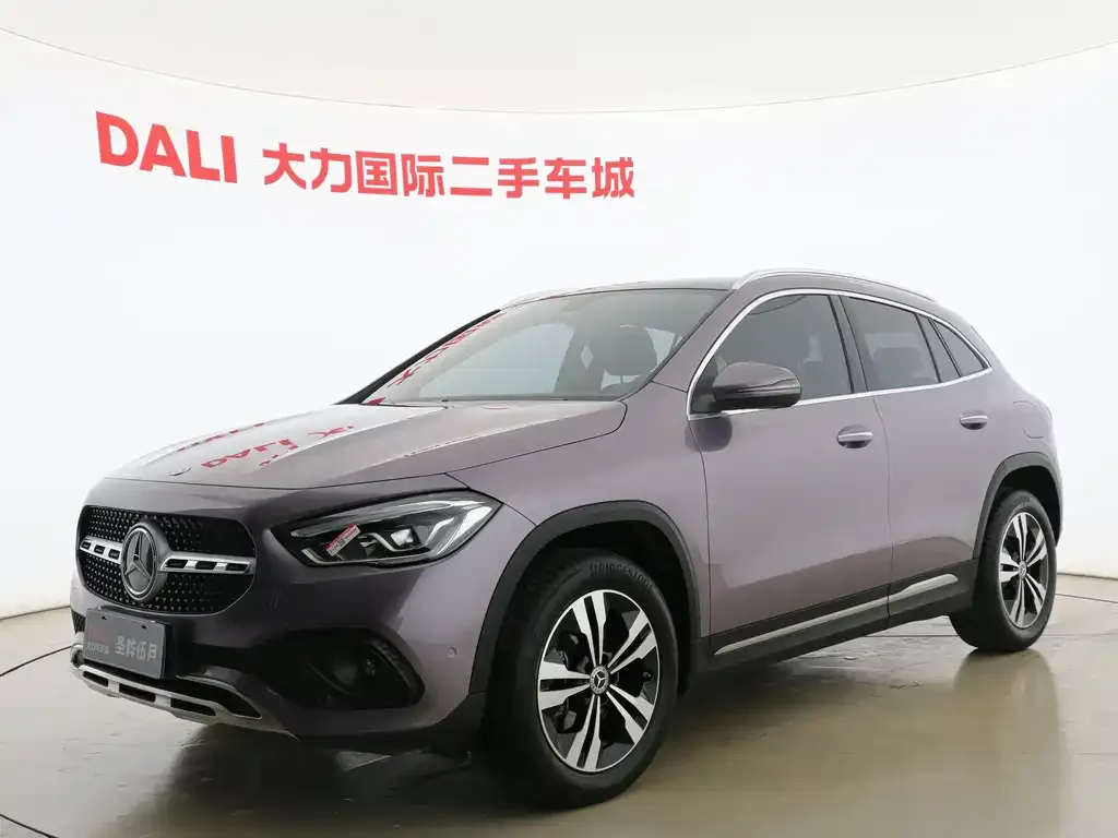 Mercedes-Benz GLA — фото 1