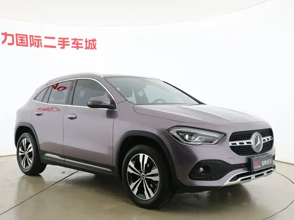 Mercedes-Benz GLA — фото 6