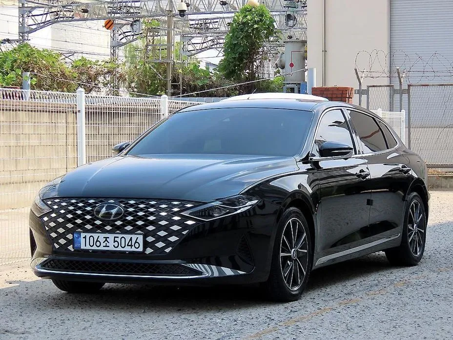 Hyundai Grandeur — фото 1