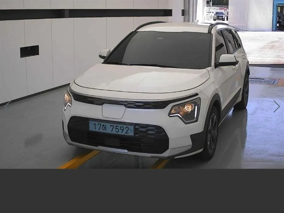 Kia Niro — фото 1