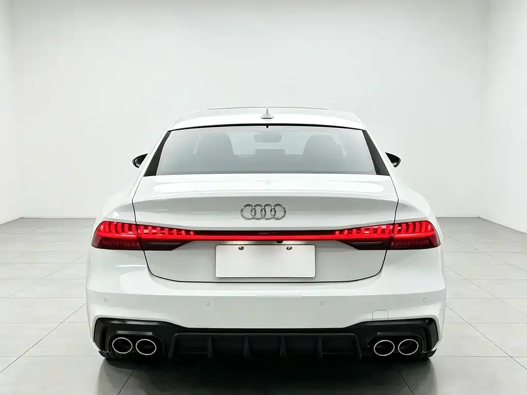 Audi A7L — фото 3