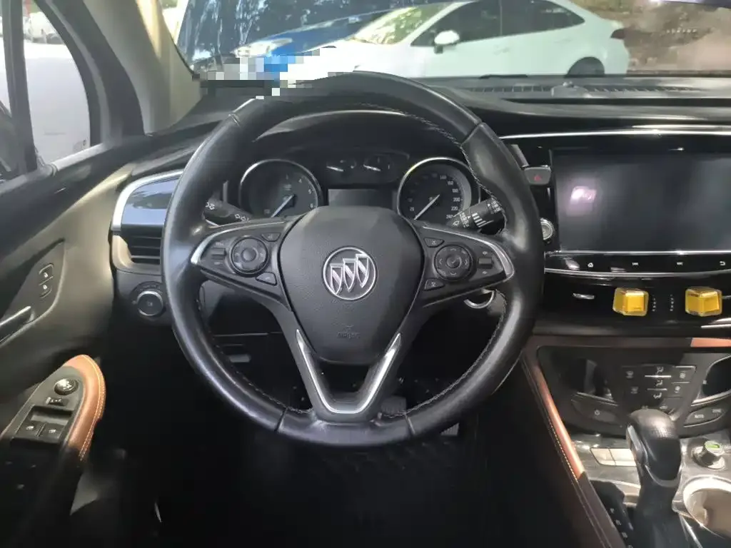 Buick Envision Plus — фото 7