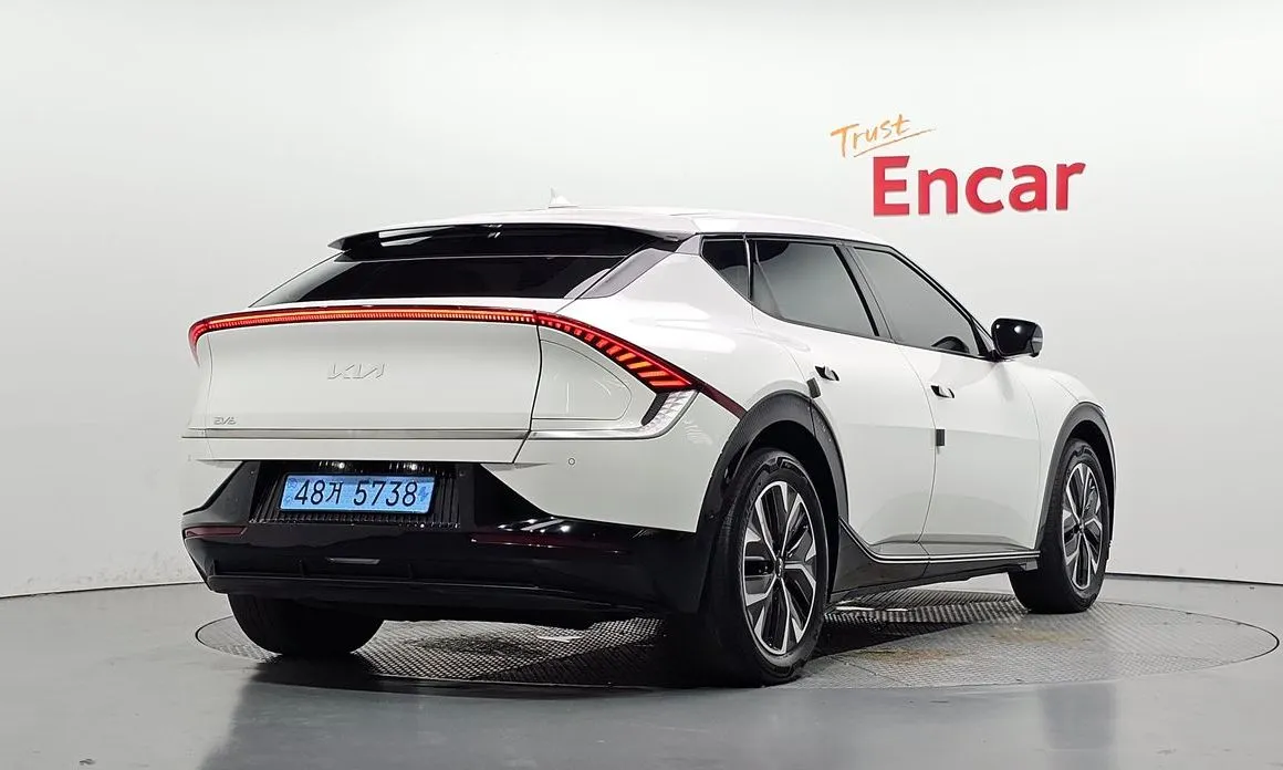 Kia EV6 — фото 3