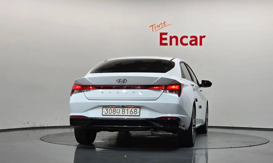 Hyundai AVANTE — фото 2