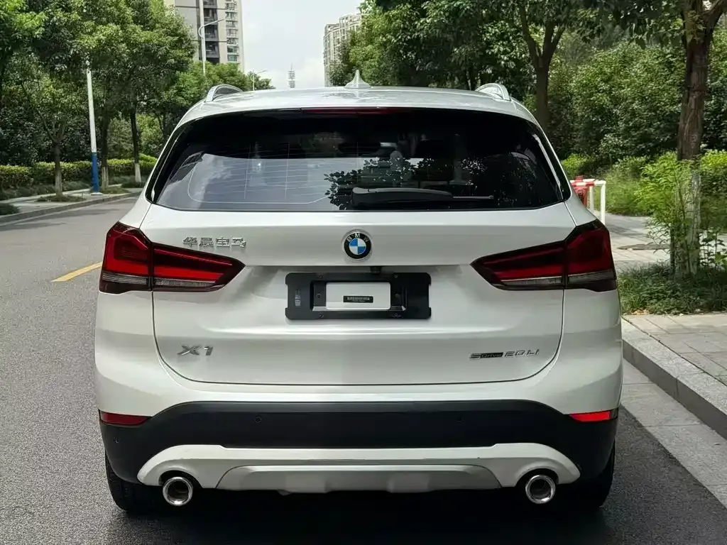 BMW X1 — фото 4