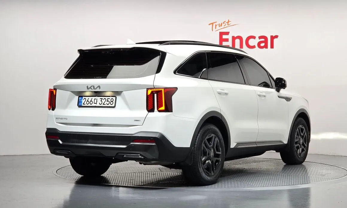 Kia Sorento — фото 4