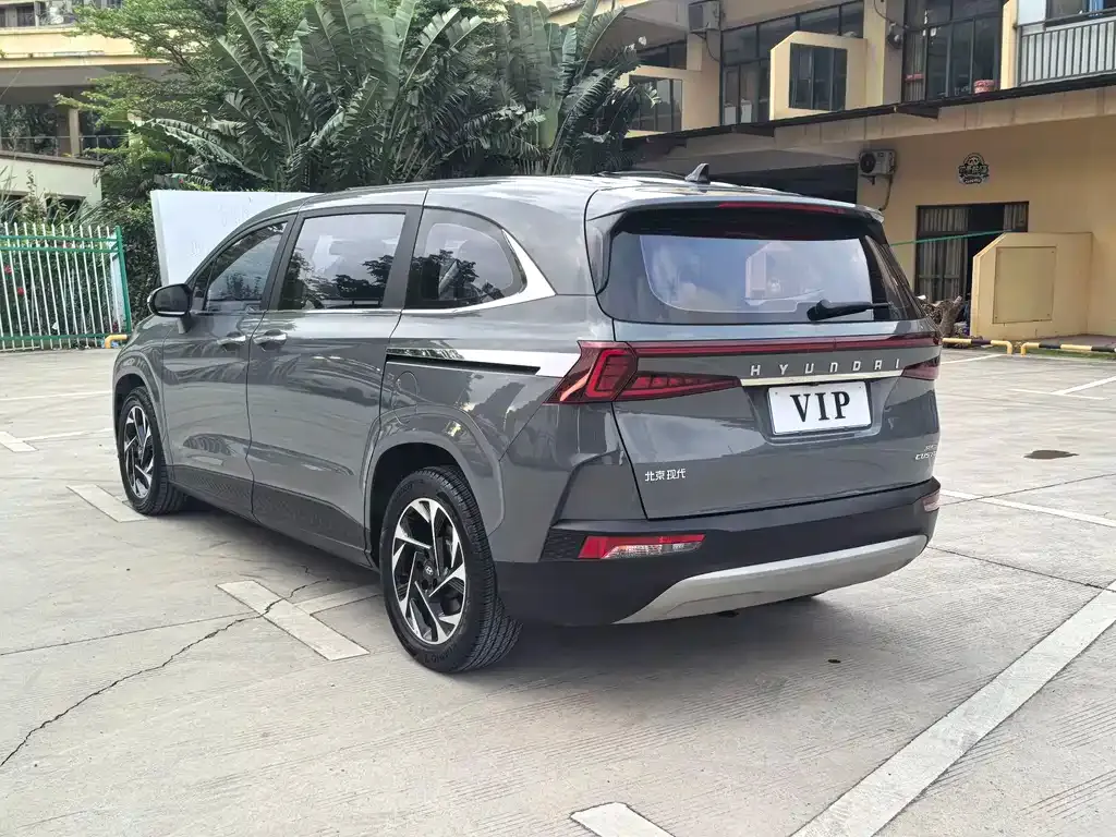 Hyundai Custo — фото 3
