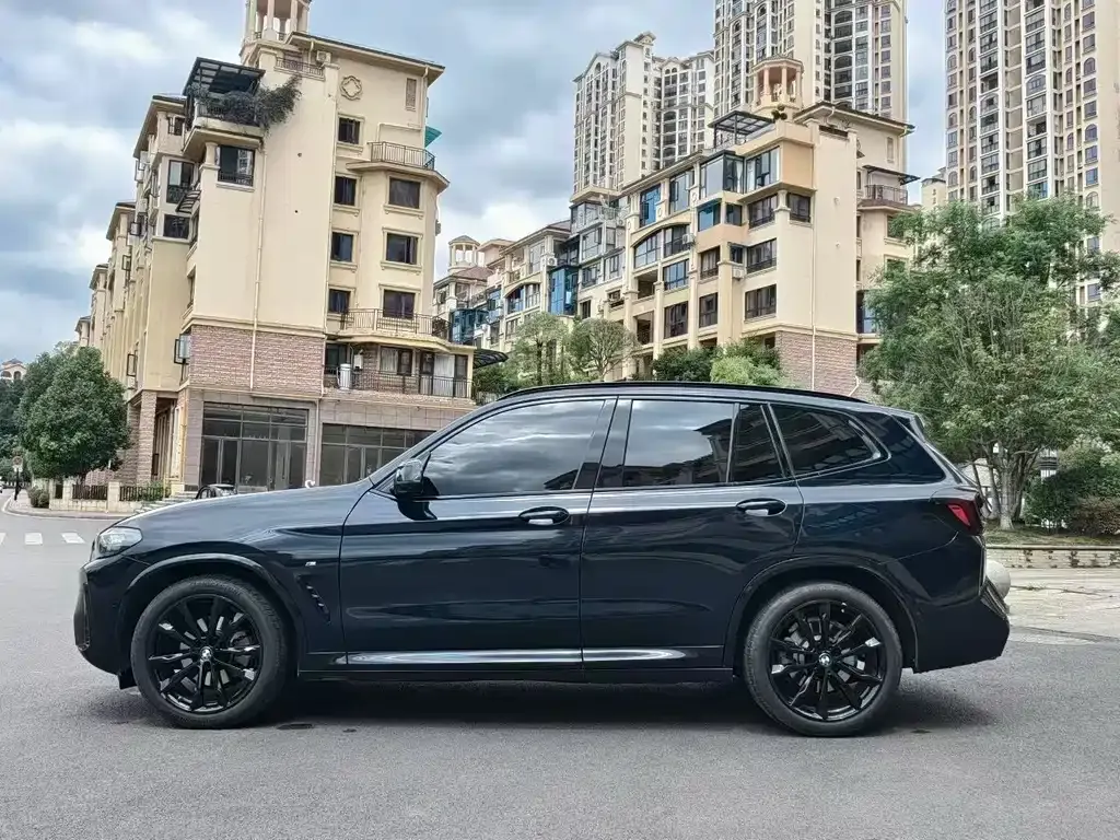 BMW X3 — фото 9