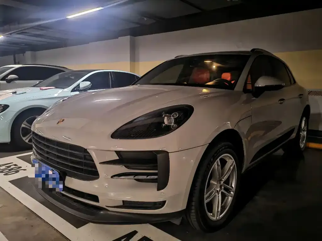 Porsche Macan — фото 1