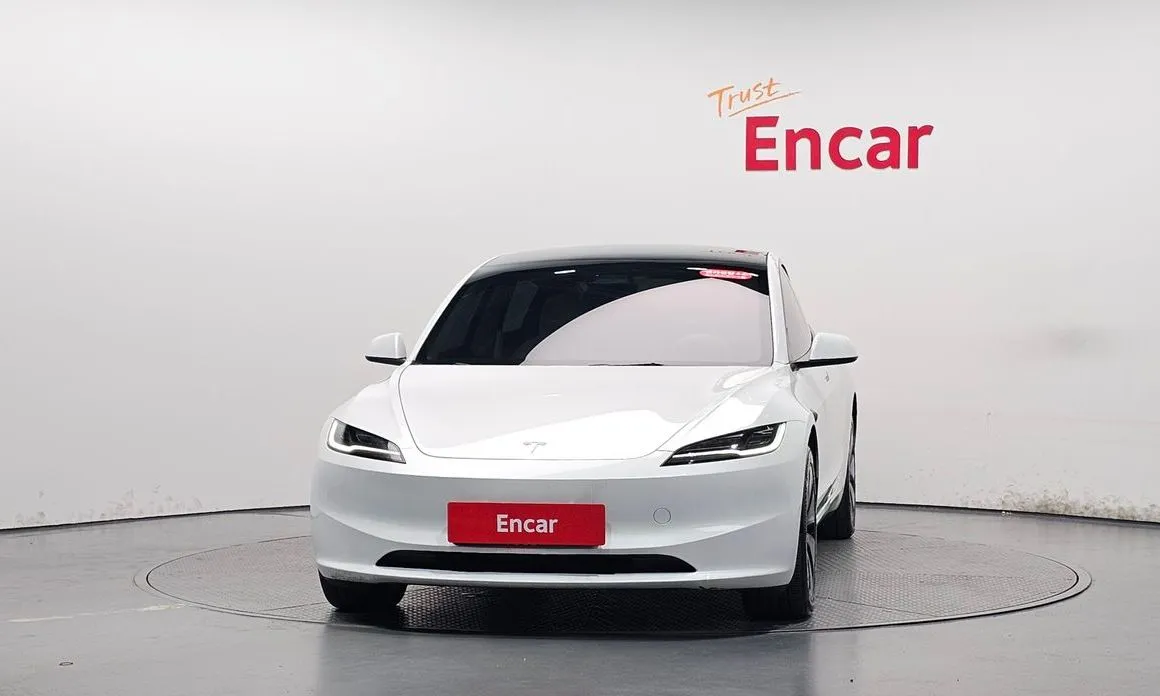 Tesla Model 3 — фото 4