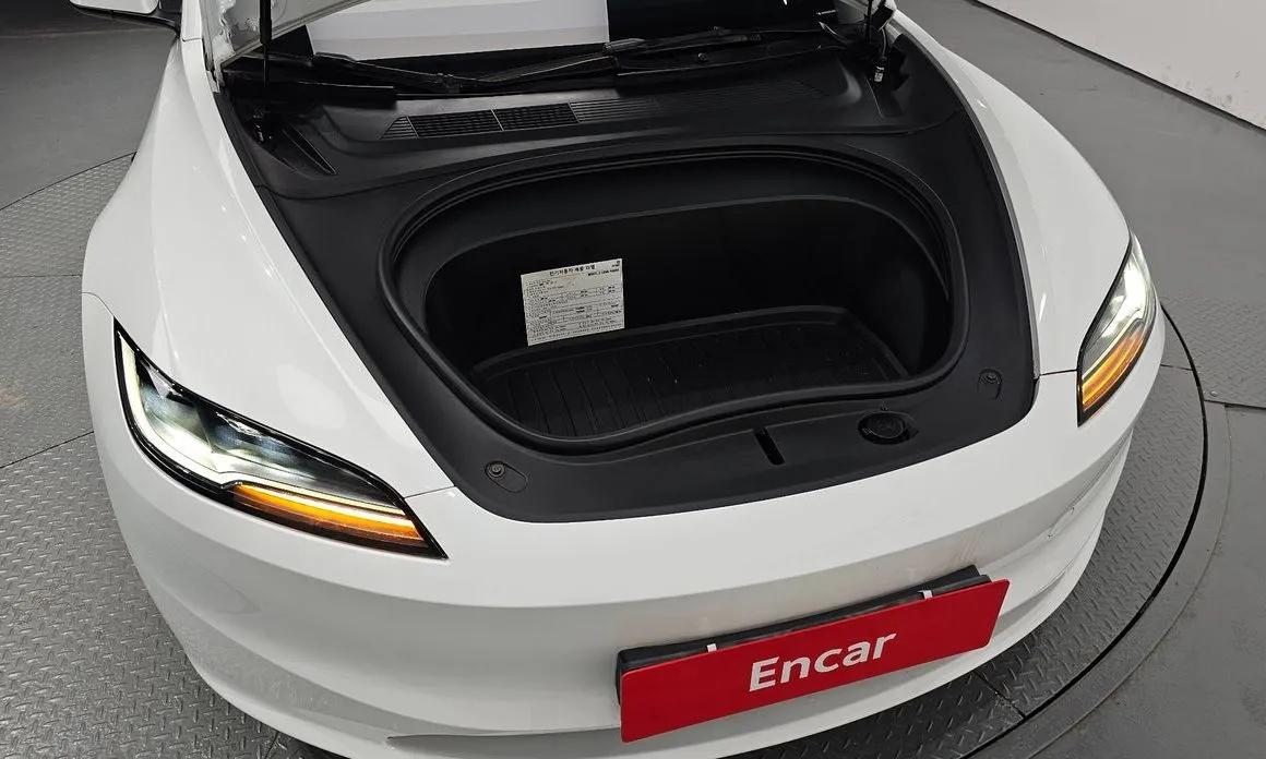 Tesla Model 3 — фото 5