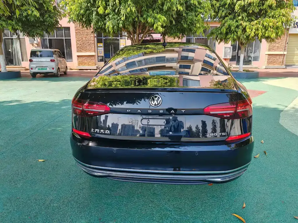 Volkswagen Passat — фото 9