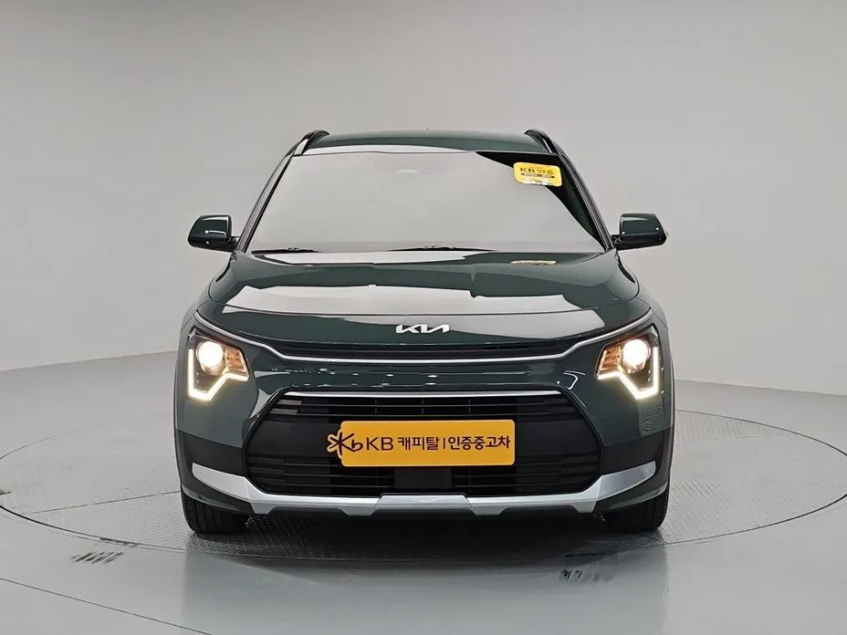 Kia Niro — фото 1