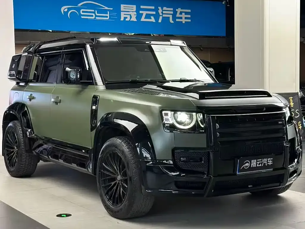 Land Rover Defender — фото 1