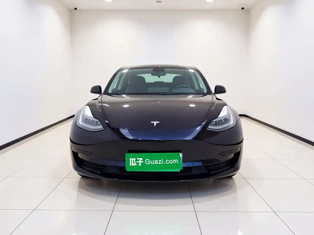 Tesla Model 3 — фото 6