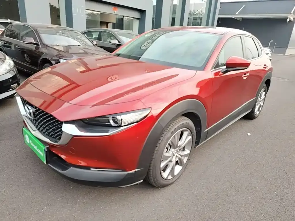 Mazda CX-30 — фото 1