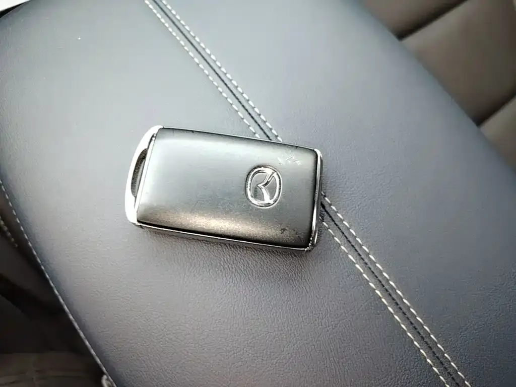 Mazda CX-30 — фото 2
