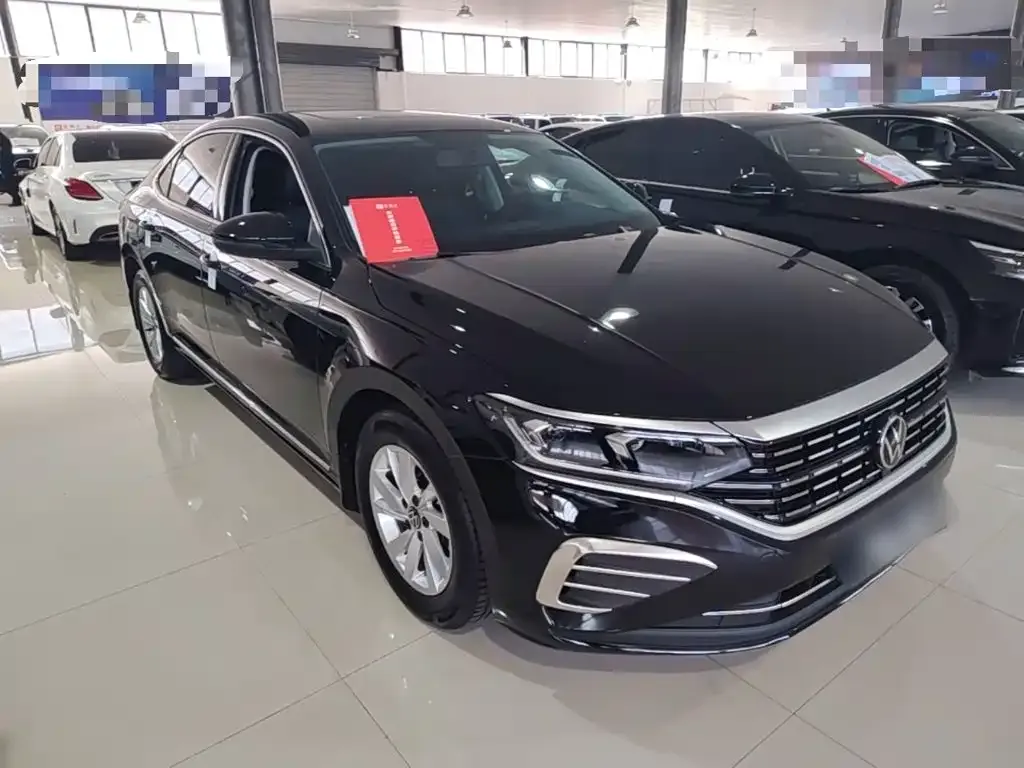 Volkswagen Passat — фото 8