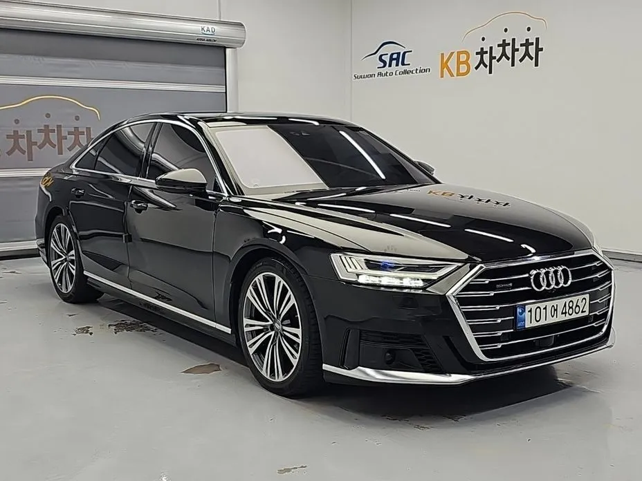 Audi A8 — фото 3