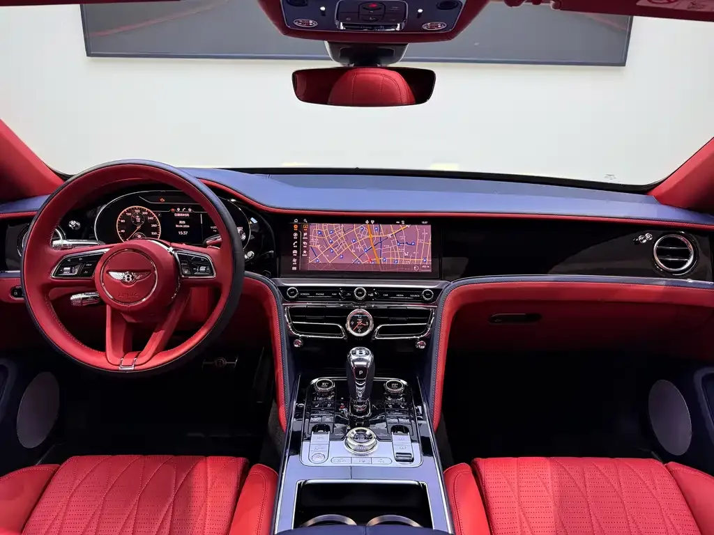 Bentley Flying Spur — фото 6