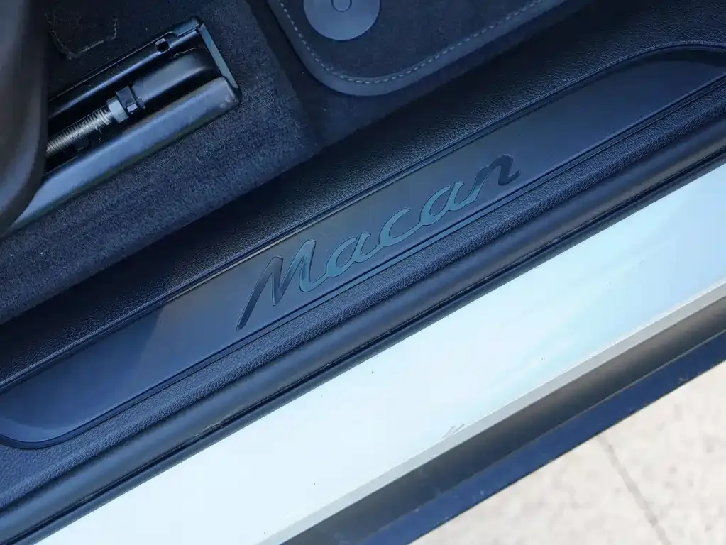 Porsche Macan — фото 10