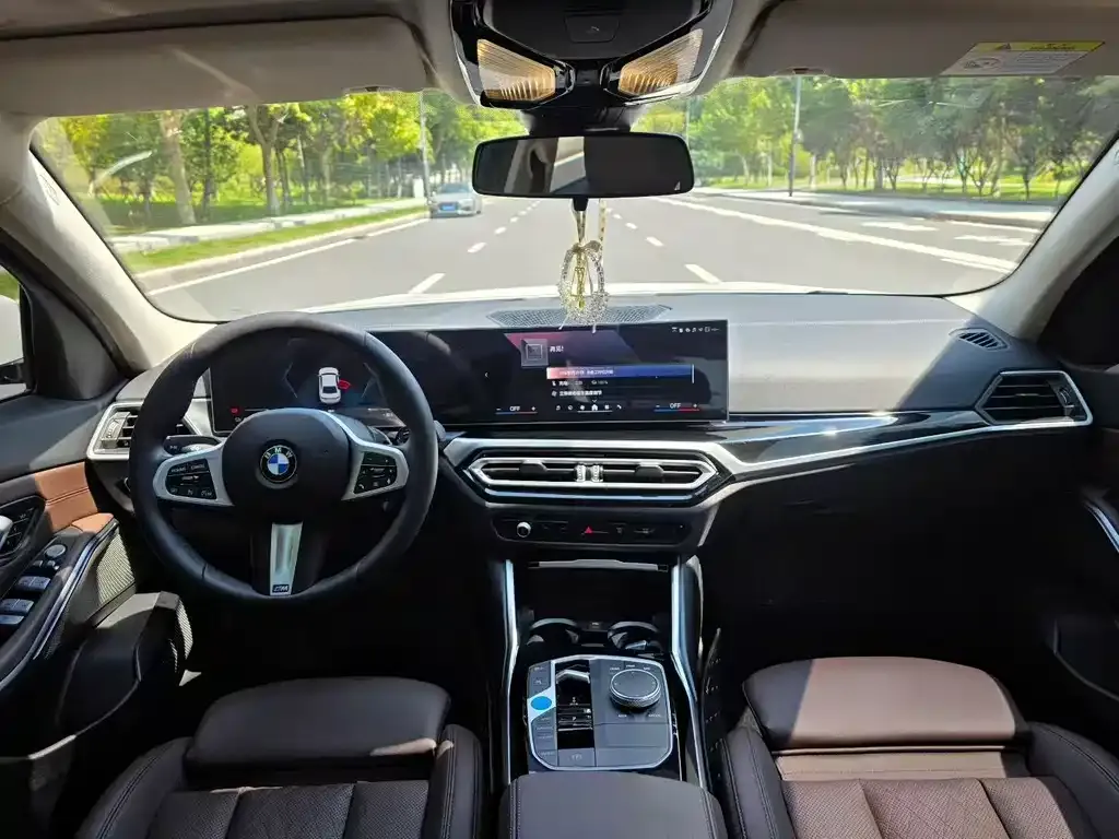 BMW i3 — фото 5