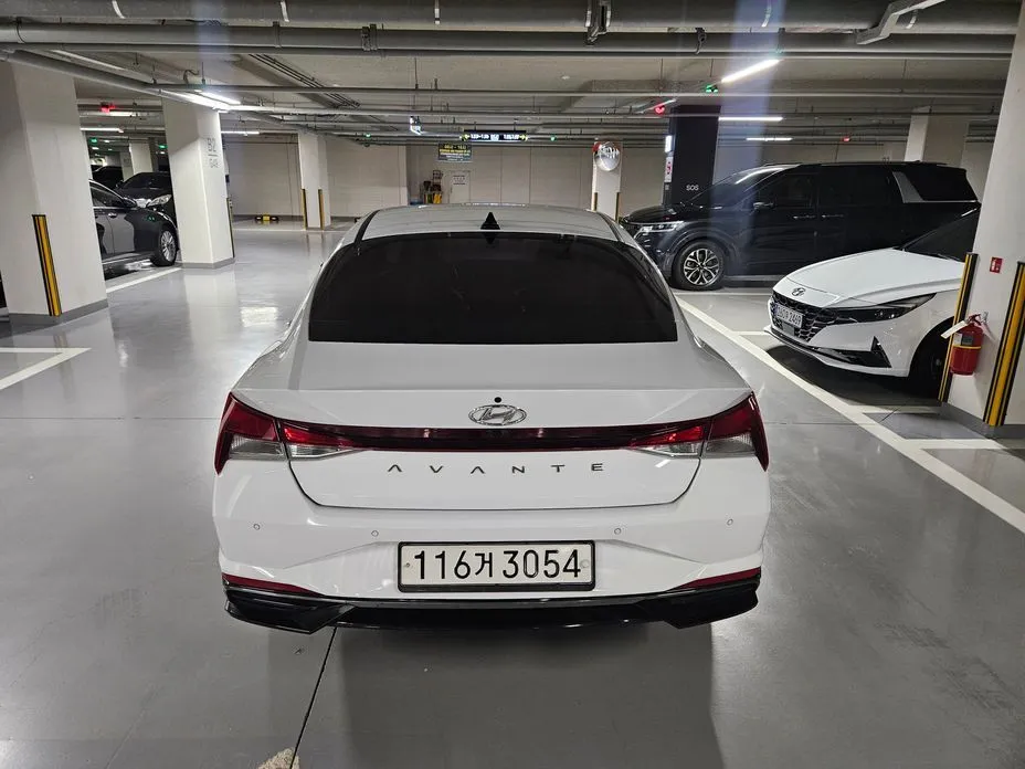 Hyundai AVANTE — фото 4