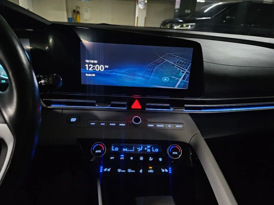 Hyundai AVANTE — фото 2