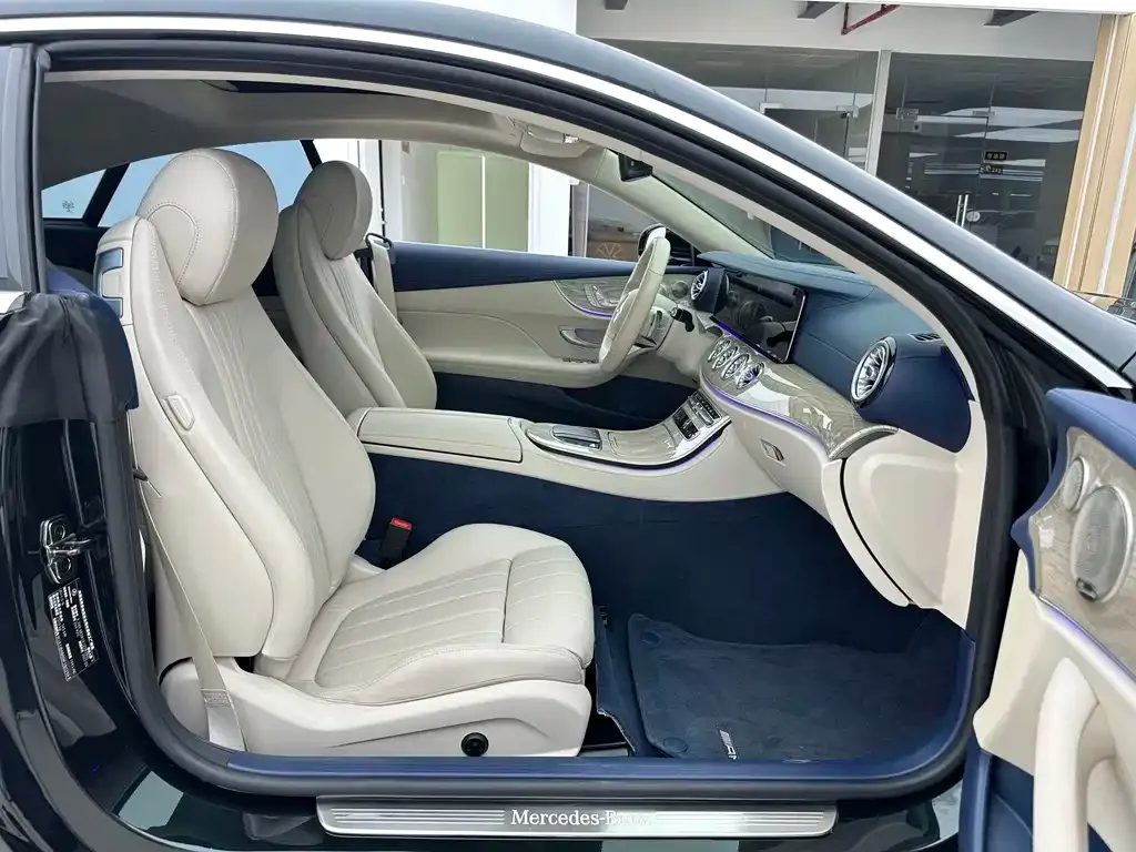 Mercedes-Benz E-Class (Import) — фото 4