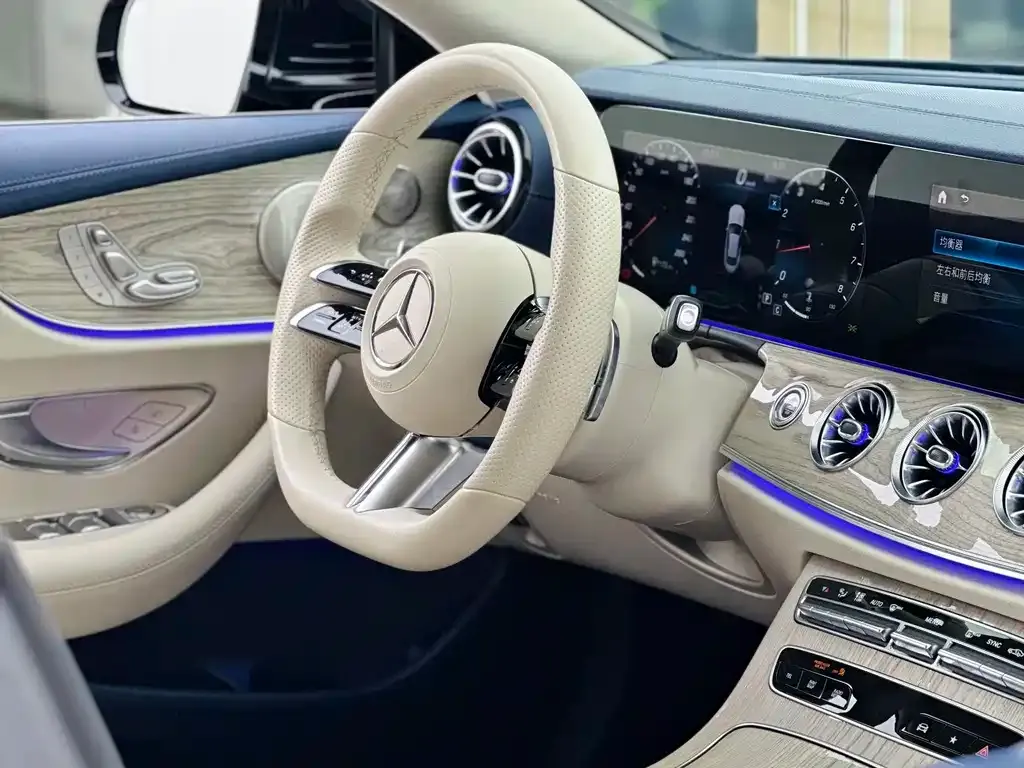Mercedes-Benz E-Class (Import) — фото 5