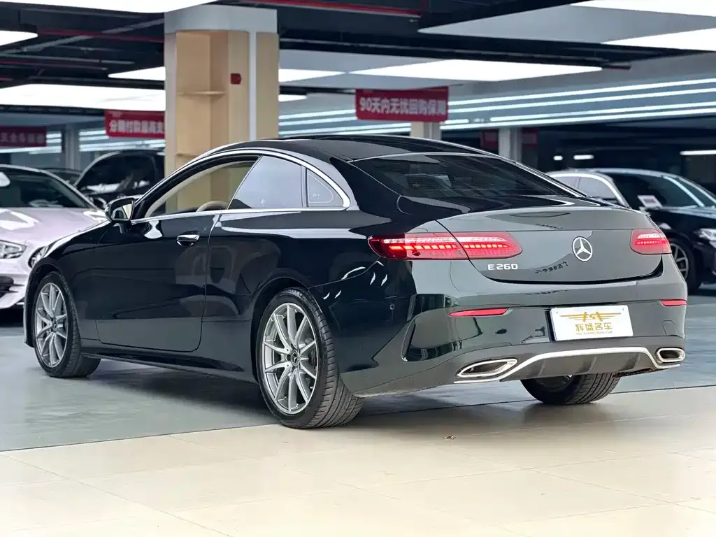 Mercedes-Benz E-Class (Import) — фото 2