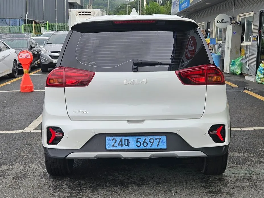 Kia Niro — фото 7