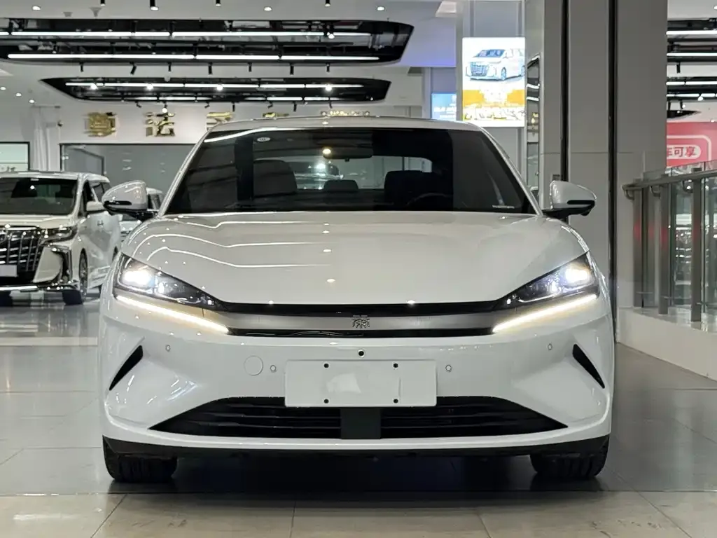 BYD Qin L — фото 7