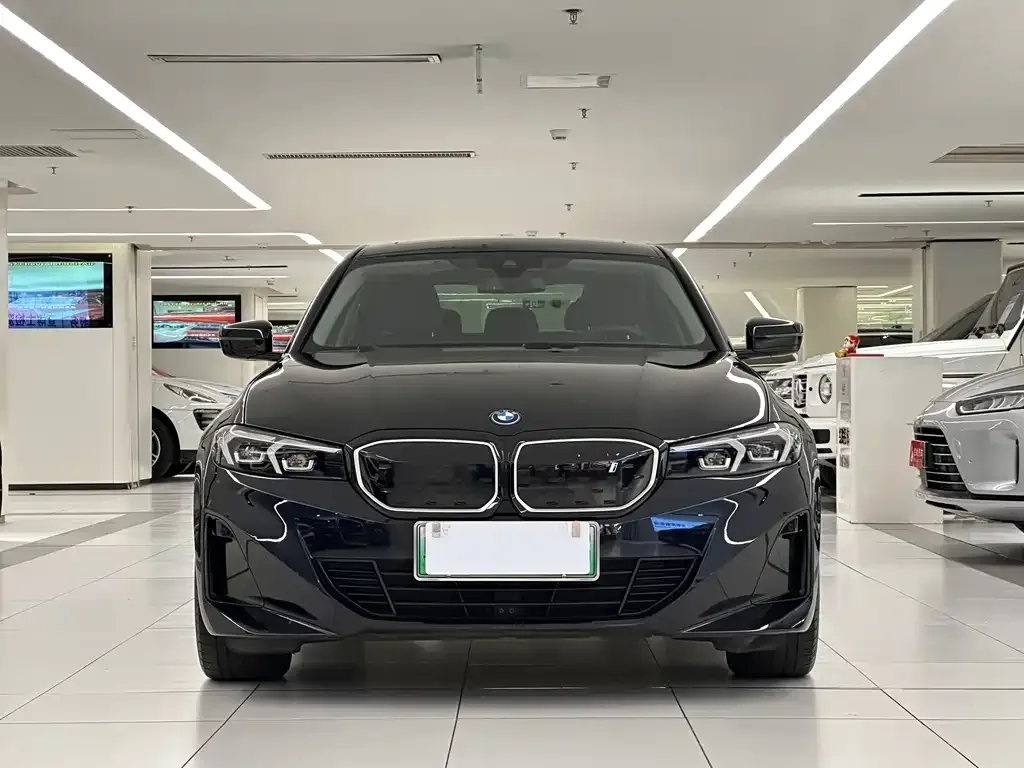 BMW i3 — фото 9