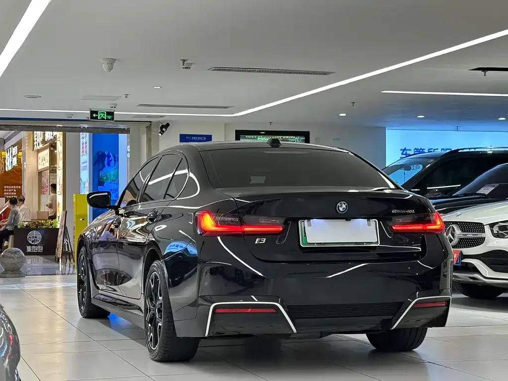 BMW i3 — фото 3
