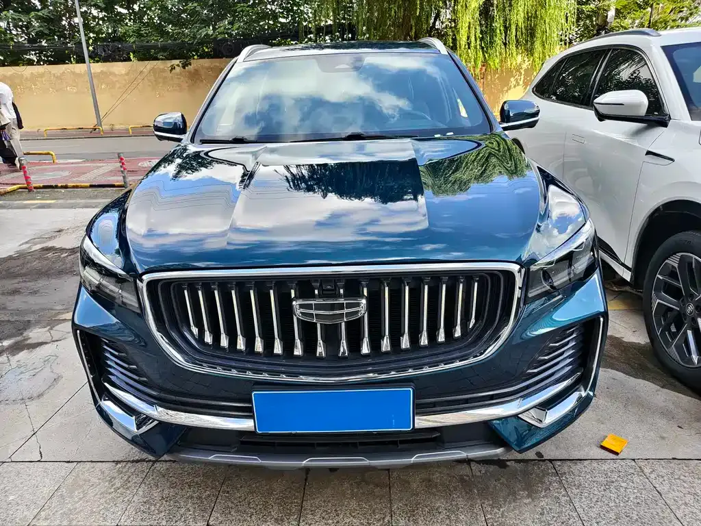 Geely Xingyue L — фото 4