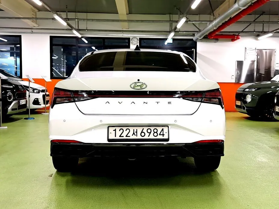 Hyundai AVANTE — фото 8