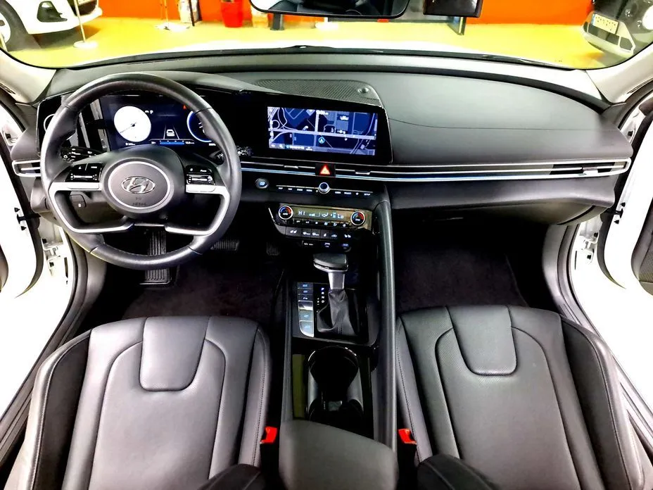 Hyundai AVANTE — фото 7