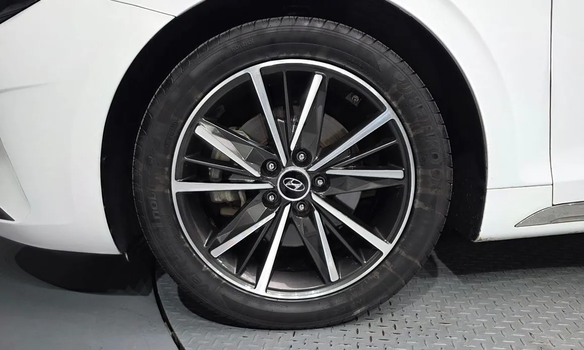 Hyundai Grandeur — фото 10