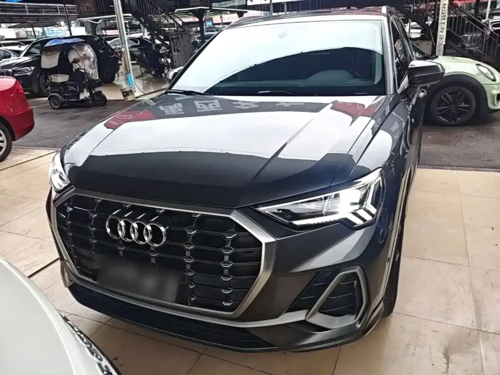 Audi Q3 — фото 6