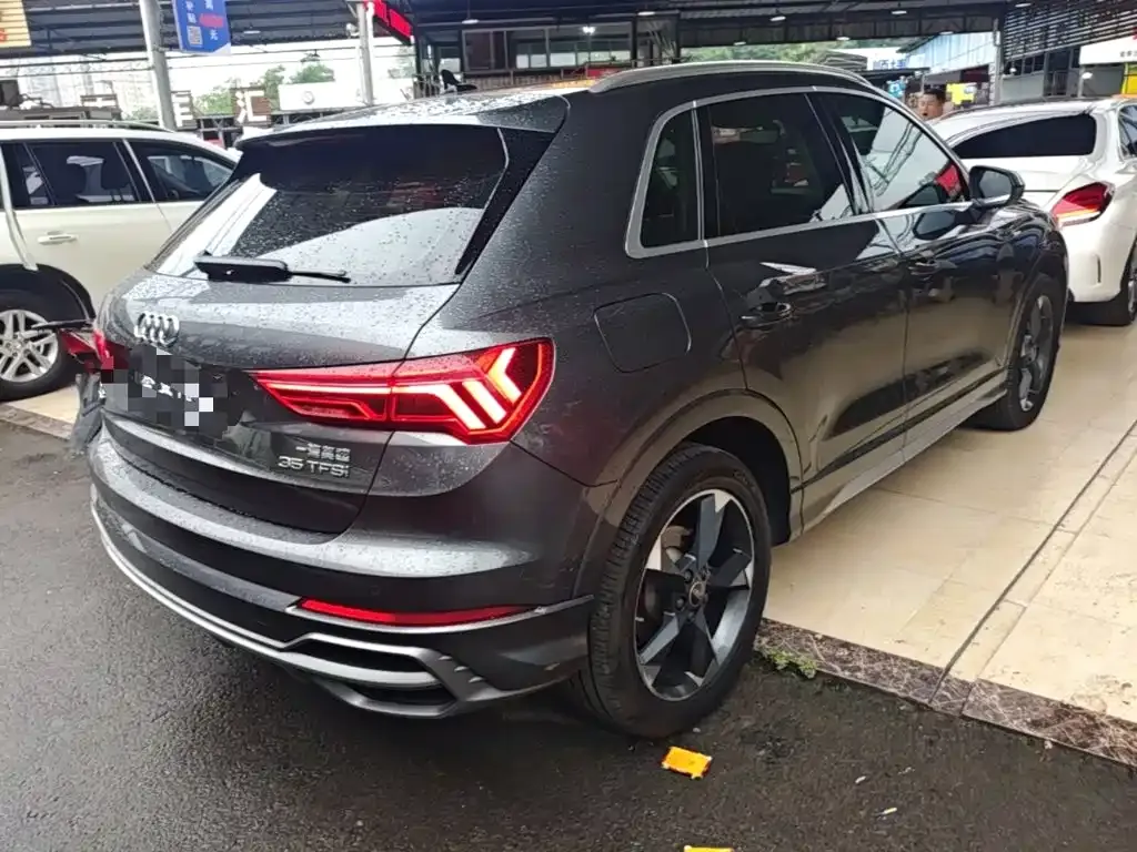 Audi Q3 — фото 10