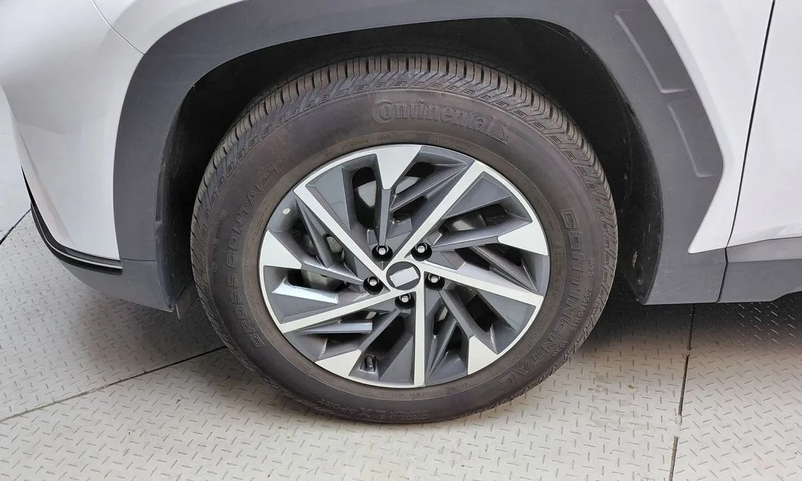 Hyundai Tucson — фото 9