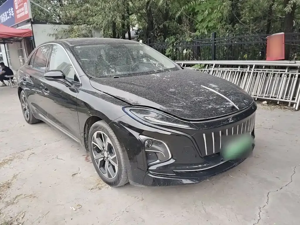 Hongqi E-QM5 — фото 7