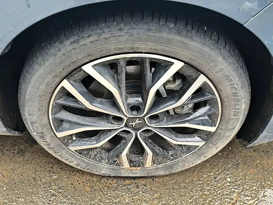 XPeng P5 — фото 5